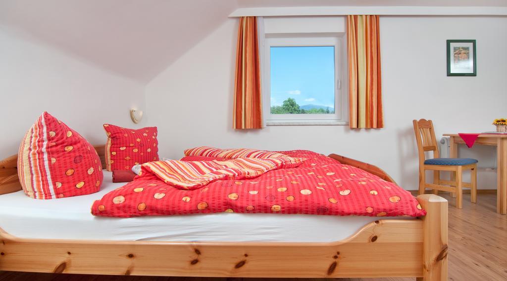 Gaestehaus Lutschounig Faak am See Kültér fotó