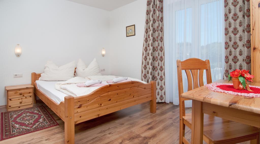 Gaestehaus Lutschounig Faak am See Kültér fotó