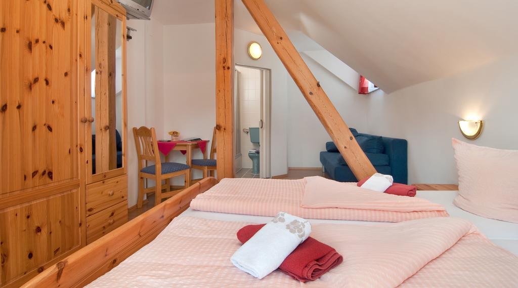 Gaestehaus Lutschounig Faak am See Kültér fotó